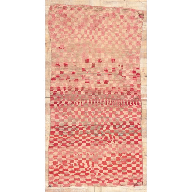 Vintage Berber Boujad Moroccan Rug, 04'06 X 08'08 For Sale - Image 9 of 10