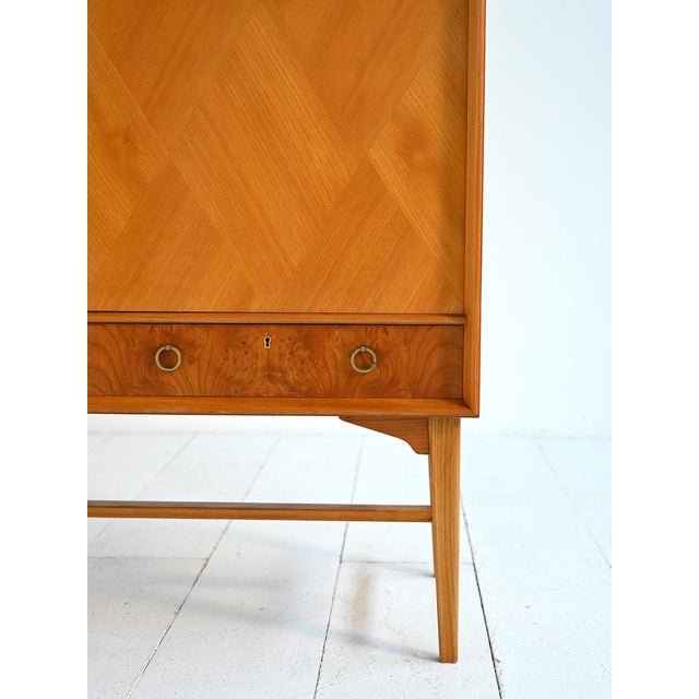 Elm and Burl Cabinet by AB Seffle Möbelfabrik, 1950s For Sale - Image 6 of 11