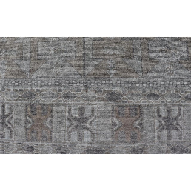 Modern Turkish Oushak Rug With Shades of Gray With Tribal Design For Sale - Image 10 of 12