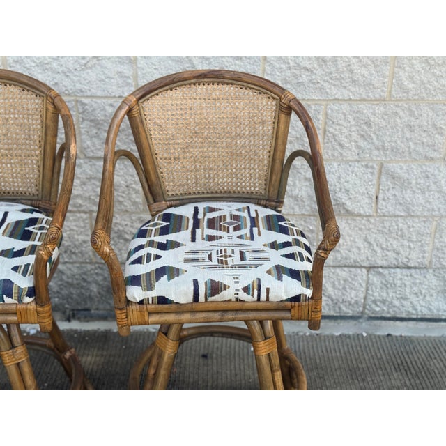Mid-Century Modern Pair of 1970s Vintage Rattan & Cane Swivel Bar Stools With Upholstered Seats For Sale - Image 3 of 10