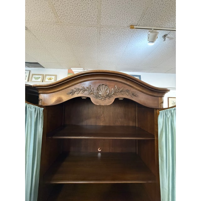 1950s Pair of Kindel "Beauclair" French Louis XV Style Walnut Chifferobes With Silk Panels For Sale - Image 10 of 18