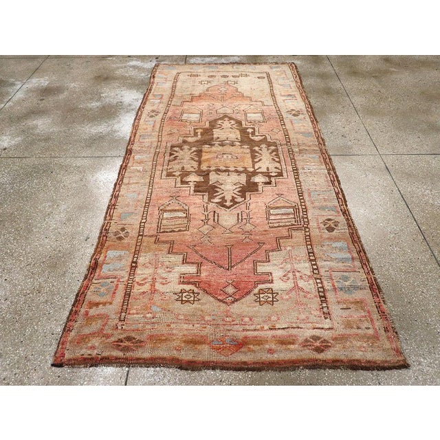 Galerie Shabab Collection Mid-20th Century Turkish Anatolian Gallery Carpet For Sale - Image 4 of 10