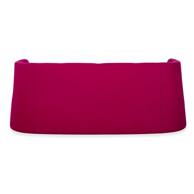 Powder 2-Seater Sofa in Magenta Fabric from Brühl For Sale - Image 12 of 14
