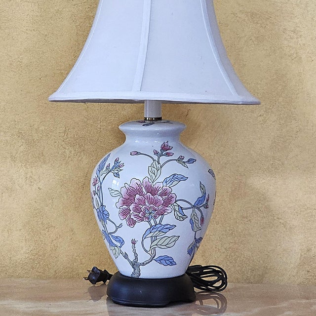 Vintage Chinoiserie Floral Porcelain Table Lamp With Hand-Painted Botanical Design For Sale - Image 18 of 18