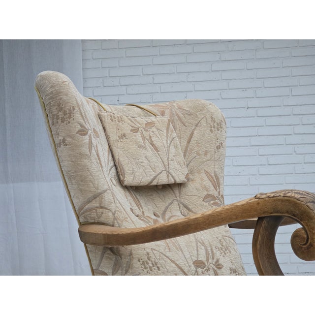 Wood Vintage Danish Lounge Chair in Furniture Fabric and Carved Oak, 1950s For Sale - Image 7 of 18