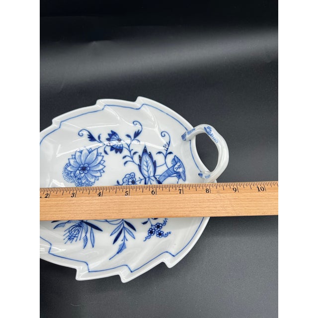 Meissen Blue Onion Leaf Dish Vintage Collectible For Sale - Image 10 of 12