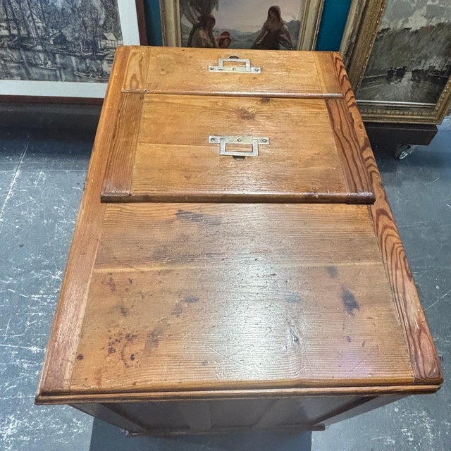 Antique Icebox in Pine, 1900s For Sale - Image 4 of 18