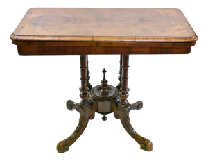 Edwardian Card Table in Walnut, 1910s