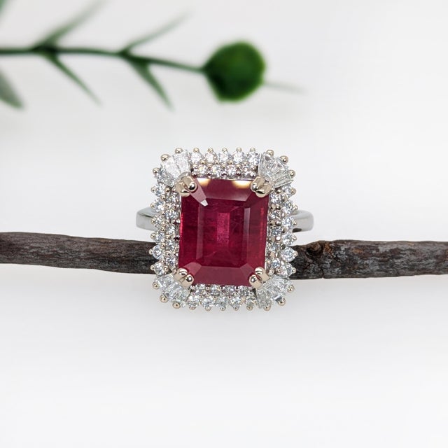 Modern 6.7Ct Statement Ruby Ring With Natural Diamond Halo: Solid 14k Gold, 11x9mm, Size 6.75 For Sale - Image 3 of 6
