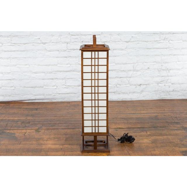 Vintage Tall Japanese Square Rice Paper Panel Table Lamp For Sale - Image 4 of 12