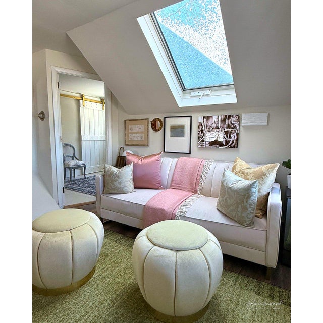 Textile Marina Throw Jacquard Collection, Magenta For Sale - Image 7 of 9