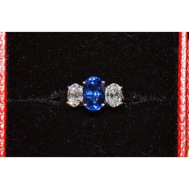 Gia Certified Natural 3.61cts VVS E Diamond Royal Blue Sapphire 950 Platinum 3 Stone Ring, Size 6.5 For Sale - Image 12 of 15