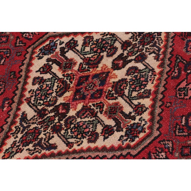 1970s Hand-Knotted Wool Rug – 8'4" X 11'10" Red & Blue Traditional Medallion Rug For Sale In New York - Image 6 of 7