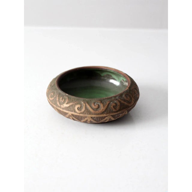 Ceramic Antique Red Wing Brushware Bowl For Sale - Image 7 of 12