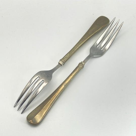 Kirk Stieff “Fairfield” Vintage Pewter Flatware Set: 68-Piece Service for 12 With Serving Pieces and Vintage Storage Chest For Sale - Image 10 of 18
