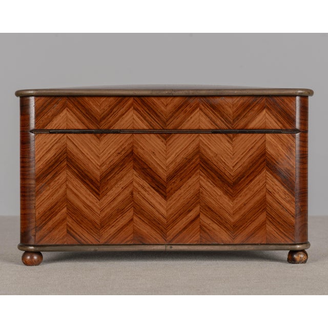 French Napoleon III Marquetry Inlaid Serpentine Form Tea Caddy Circa 1880 For Sale - Image 9 of 13