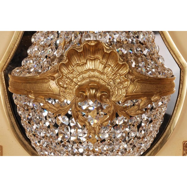 Gold Louis XVI Style Crystal Basket Wall Light For Sale - Image 8 of 15