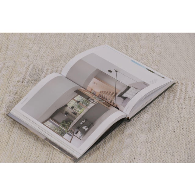 Rug & Kilim’s Oversized Scandinavian-Inspired Rug, White Minimalist Geometry For Sale - Image 9 of 10