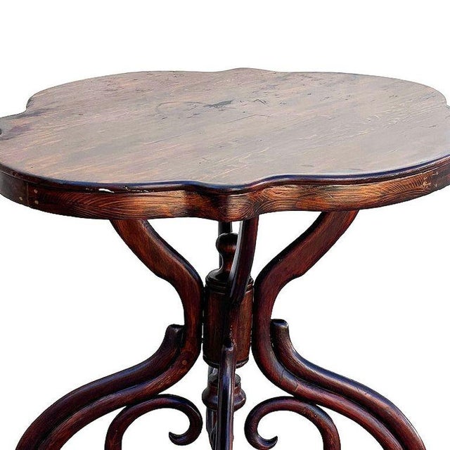 Brown Late 19th Century Victorian Polished Oak Bent Wood Scrolling Salon Table by Thonet For Sale - Image 8 of 11