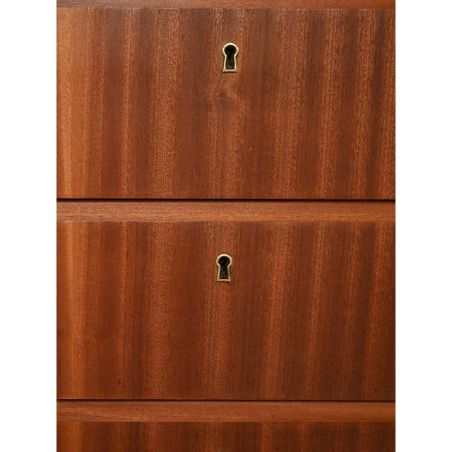 1950s Scandinavian Mahogany Chest of Drawers, 1950s-1960s For Sale - Image 5 of 10