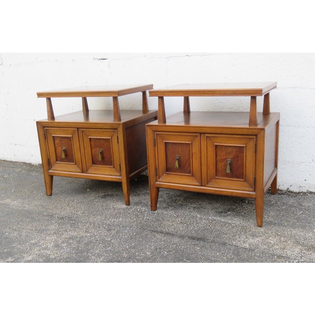 Fancher Furniture Mid 20th Century Nightstands Side End Bedside Tables a Pair, Attributed For Sale - Image 9 of 17