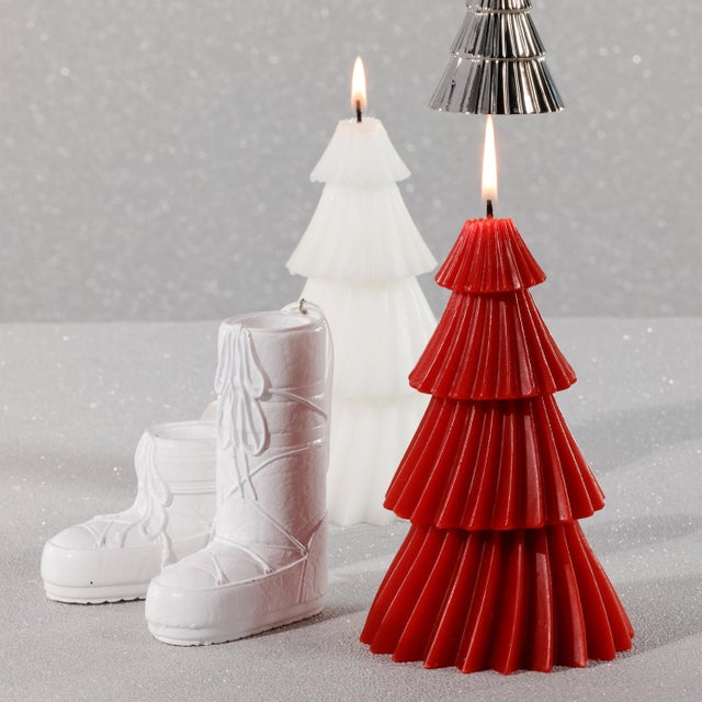 2020s Twinkle Tree Holiday Candles, Set of 6, Red For Sale - Image 5 of 6