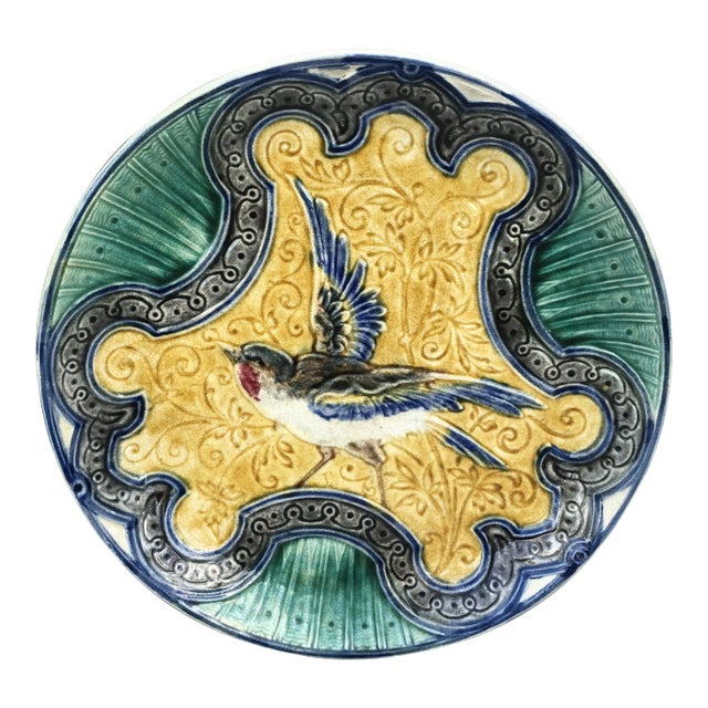 19th Century Large Belgium Majolica Bird Plate Wasmuel For Sale