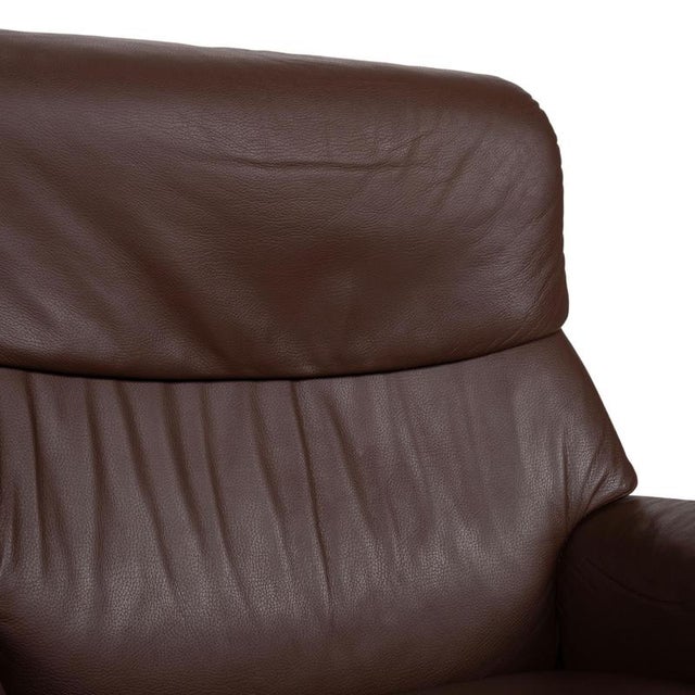 Animal Skin Dream Recliner in Dark Brown Leather and Wood from Stressless For Sale - Image 7 of 15