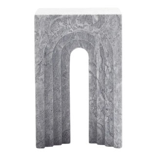 Portico Side Table Minimalist Marble Side Table by Aparentment For Sale