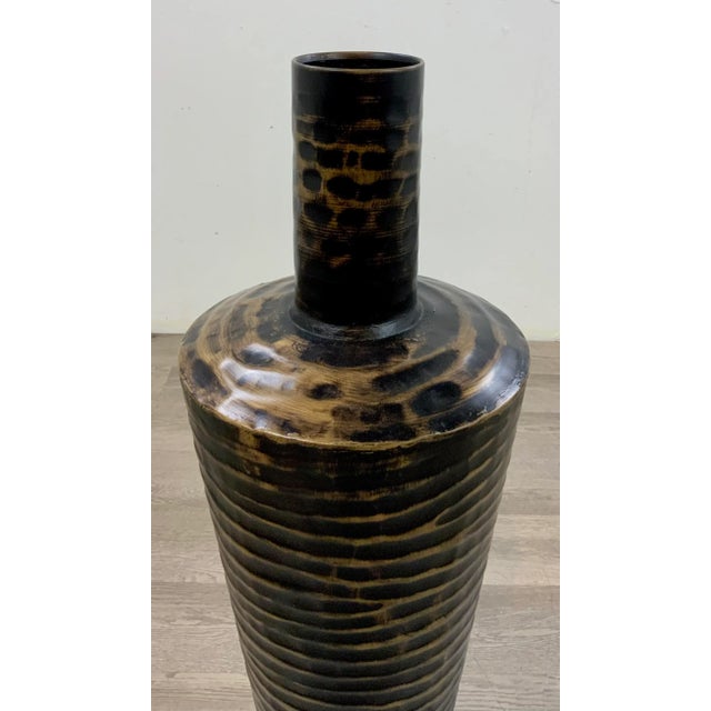 Stylish Modern Medium Bronze Finished Ripple Vase, showroom floor sample