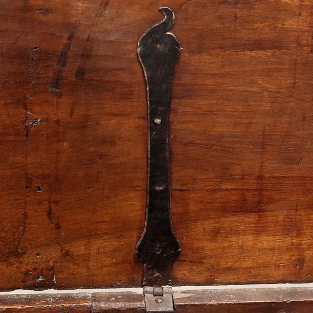 Walnut Chest, Italy, Early 18th Century For Sale - Image 9 of 14