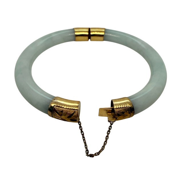 1960s 1960s Chinese Jadeite Jade and 14k Yellow Gold Hinged Bangle Bracelet For Sale - Image 5 of 5