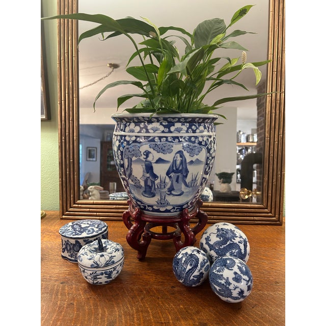 1900 - 1909 Circa 1900 Chinese Blue & White Prunus Figural Porcelain Jardinière With Wood Stand For Sale - Image 5 of 12