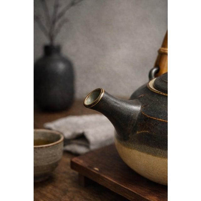 1979 Signed Walker Studio Pottery Teapot With Bamboo Handle & Wood Platform For Sale - Image 11 of 12