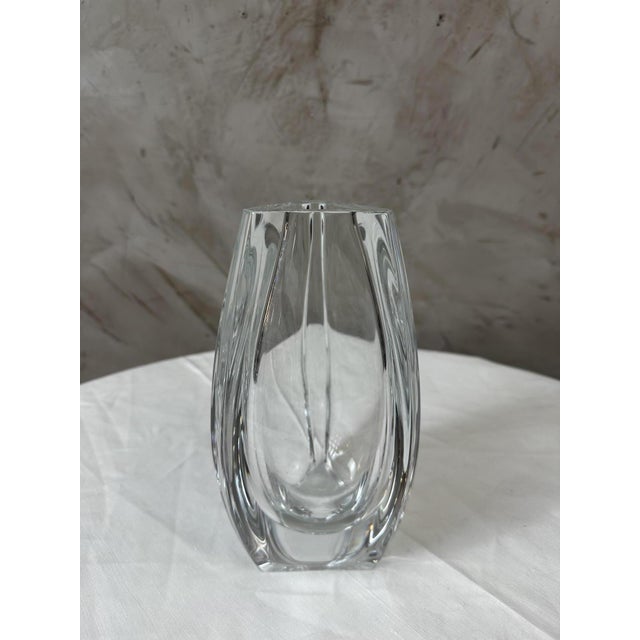 Crystal Vase from Baccarat, 1930s For Sale - Image 12 of 12