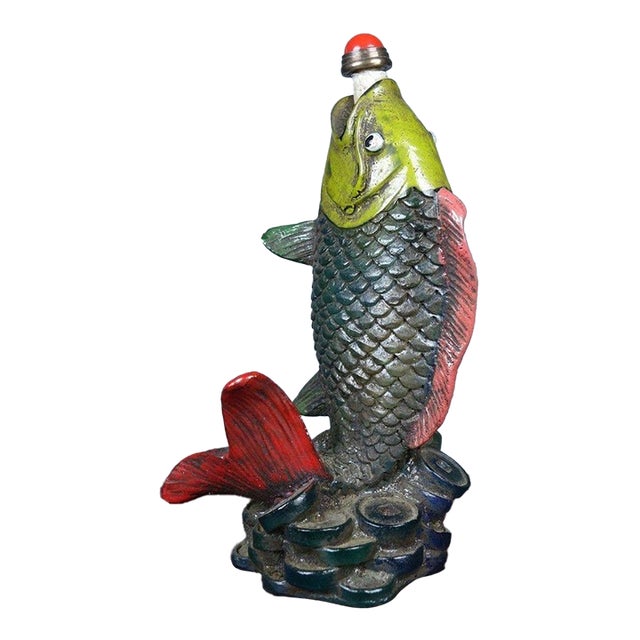 Vintage Liuli Glass Fish Snuff Bottle - Polychrome Sculptural Flask For Sale