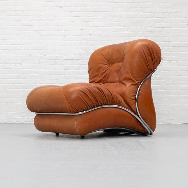 Cognac Leather Corolla Lounge Chair by I.P.E., 1970s For Sale - Image 3 of 13