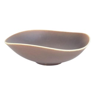 Brown Glazed Studio Ceramic Bowl with Light Rim by Berndt Friberg for Gustavsberg, 1965 For Sale