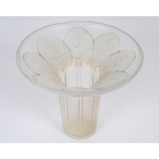 Opalescent Violets Vase by René Lalique, 1921 For Sale - Image 6 of 8