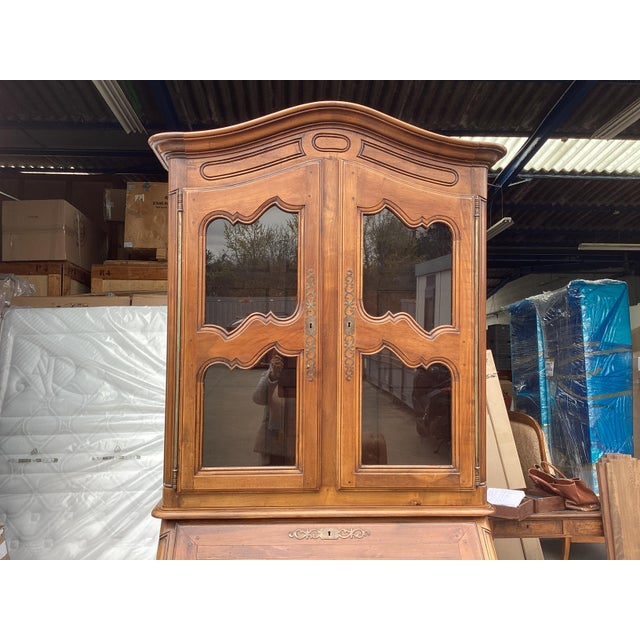 French Cherry Bookcase/Secretary For Sale In New York - Image 6 of 11