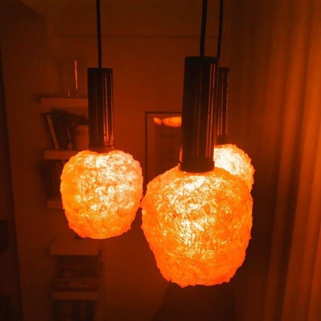Italian Orange Acrylic Cascading Spaghetti Hanging Lamp, 1960s For Sale - Image 6 of 10
