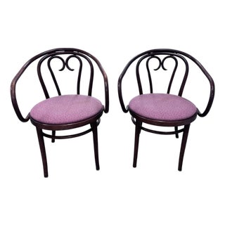 Pair of Bentwood Armchairs in the Style of Thonet For Sale