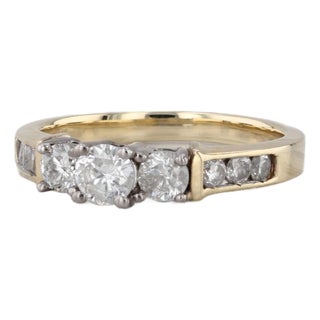 1980s 0.99ctw 3-Stone Round Diamond Engagement Ring 14k Yellow Gold Size 7-7.25 For Sale