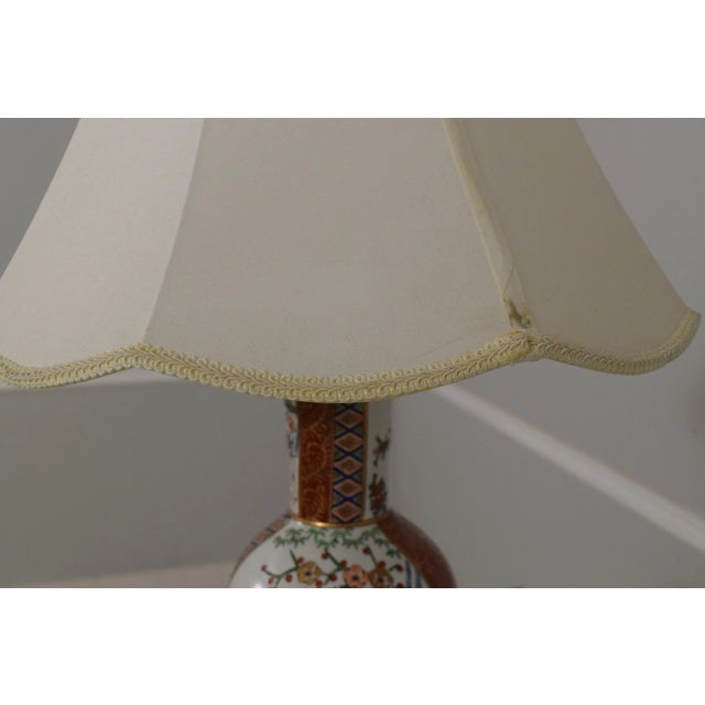 White 1990s Chinese Style Porcelain Table Lamp With Shade For Sale - Image 8 of 9
