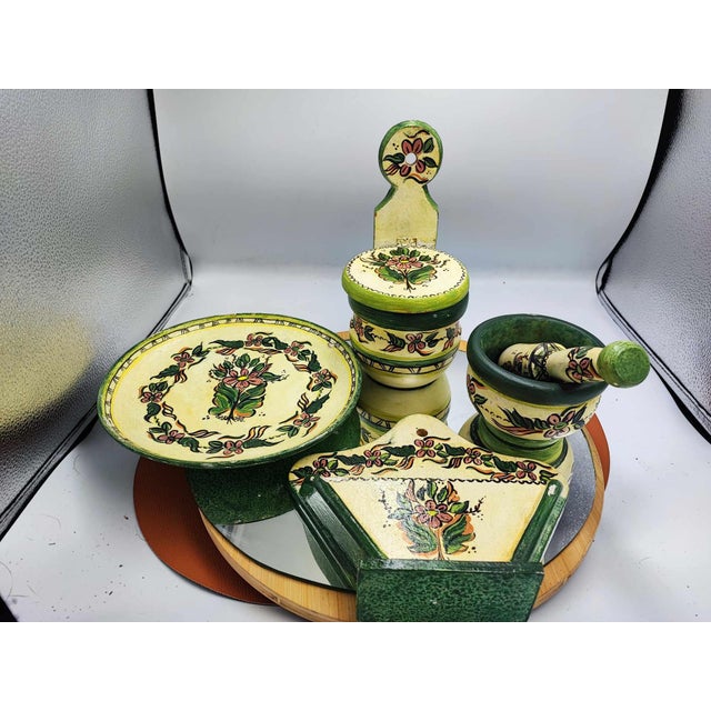 Art deco, wooden, painted kitchen set, mortar, container, platter, price for 5 pieces, dimensions: mortar height without...