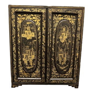 19th Century Chinese Black Lacquered Chinoiserie Curiosity Cabinet For Sale