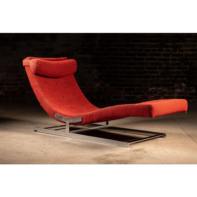 c. 1960s; (likely) Merrow Associates - Oxenwood, Marlborough, Wiltshire Distinctive modernist chaise lounge designed in...