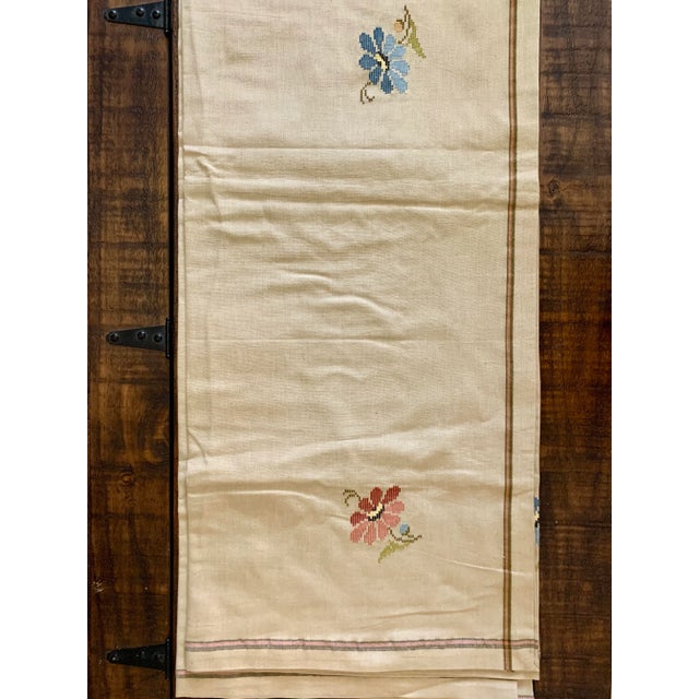 1970s Vintage Cretan Hand Embroidered Cross Stitch Floral Tablecloth Tan- Ecru Autumnal Linen For Sale - Image 5 of 12