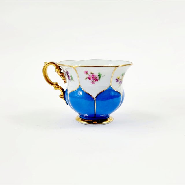 Meissen Porcelain Meissen Porcelain 'B-Form' Cup, Saucer & Dessert Plate, Germany, 1920s-1930s For Sale - Image 4 of 11