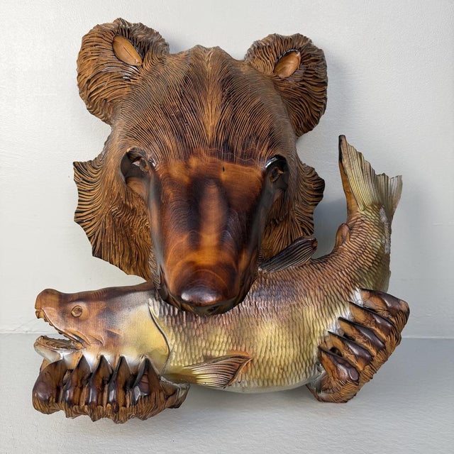 Ainu Carved Wood Bear with Salmon Wall Decoration, Hokkaido, Japan, 1970s For Sale - Image 13 of 13